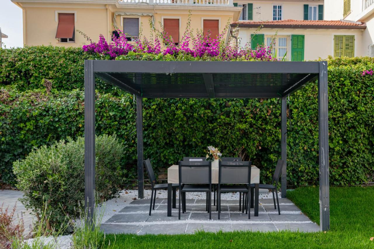 H11 VILLA MIA Giardino-Parcheggio - B&B Sanremo