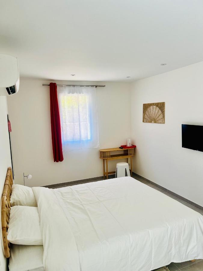 Doppelzimmer mit Gartenblick