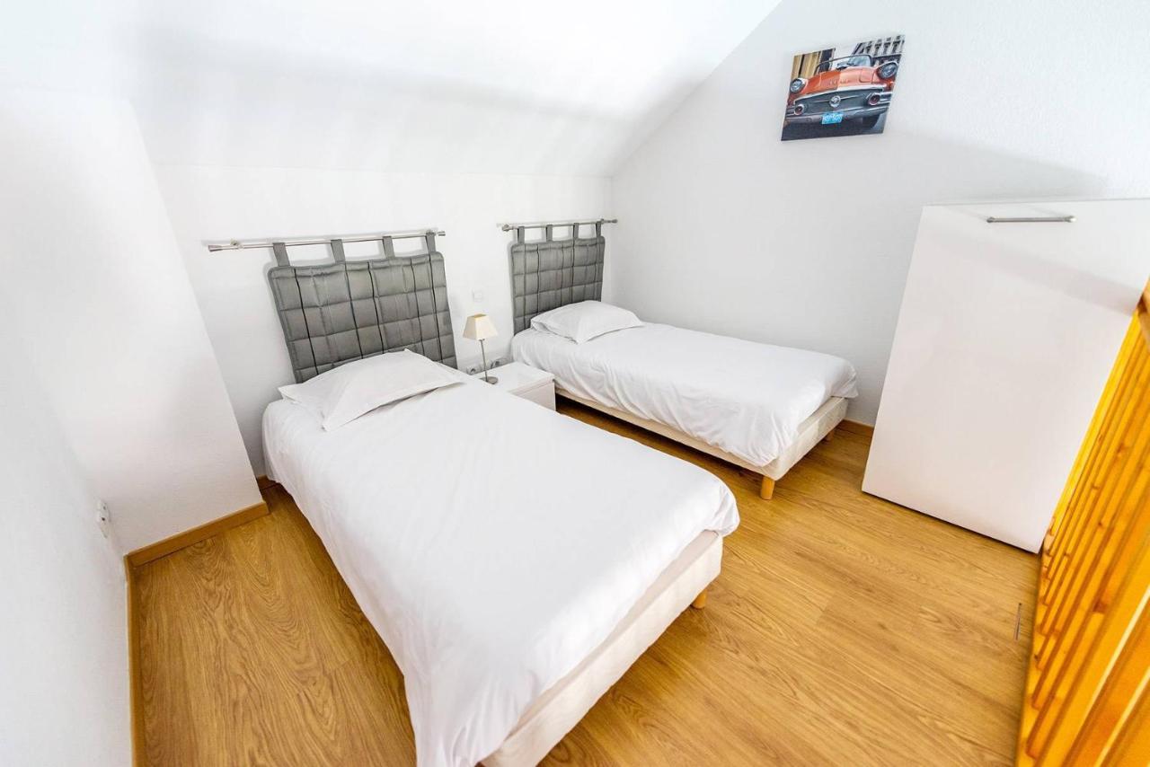 Studio - Split-Level