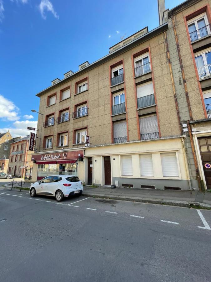 Appartement rénové tout équipé, centre ville, proche de la gare et commerce - Ferienwohnung