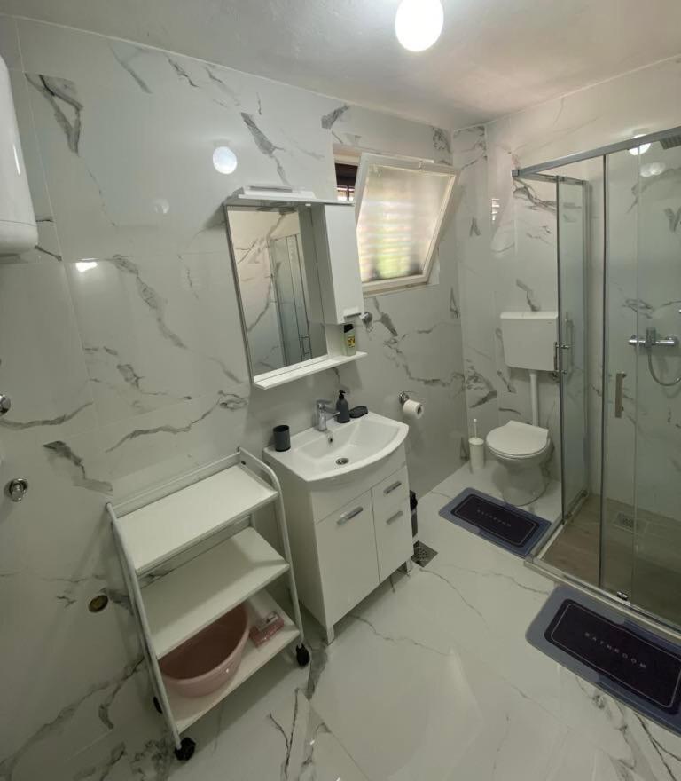 Apartman SAN - B&B