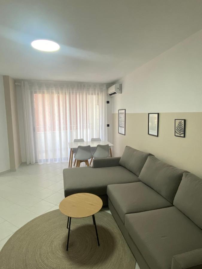 Lulu Suites - Gray - B&B