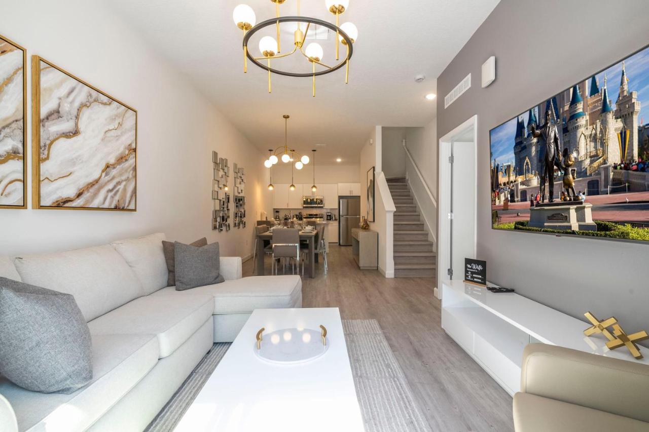 Brand new 4 Bed with Loft Villa for all - B&B