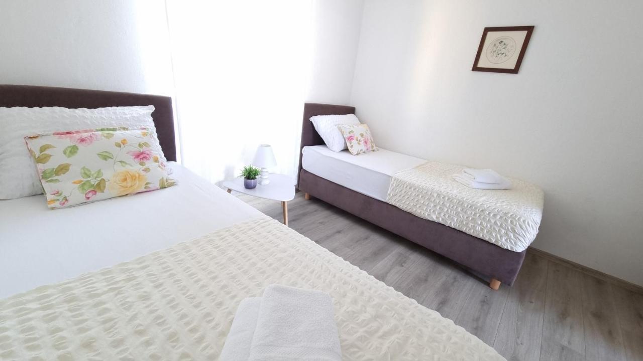 Apartment mit 2 Schlafzimmern und Terrasse