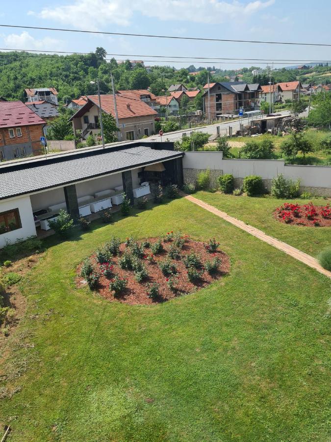 Luxurious apartment with three bedrooms - B&B