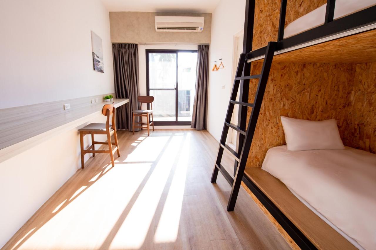 Quadruple Room with Private Bathroom