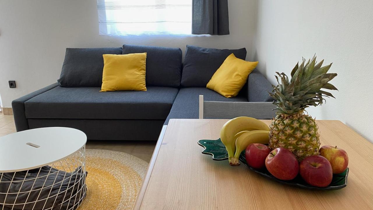 Dorka Apartman - Ferienwohnung