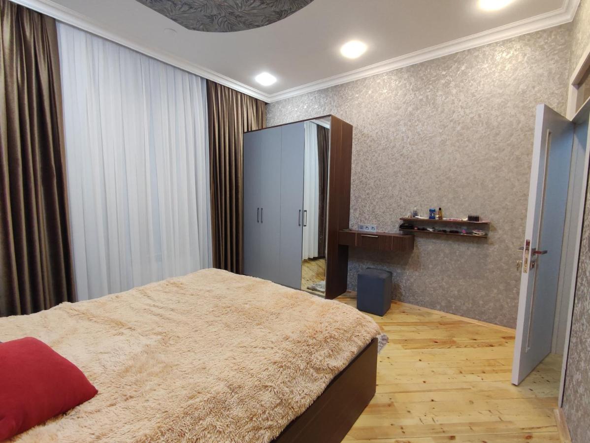 Classic One-Bedroom Apartment with King Bed