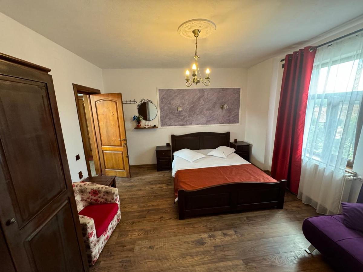 Ampia Camera Matrimoniale