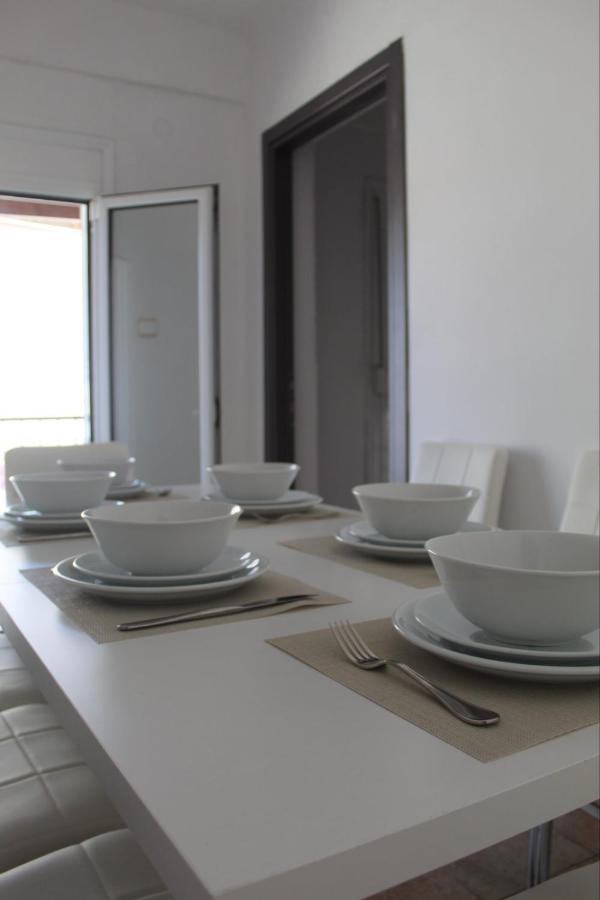 Pure White - Bed and Breakfast Pefkochori