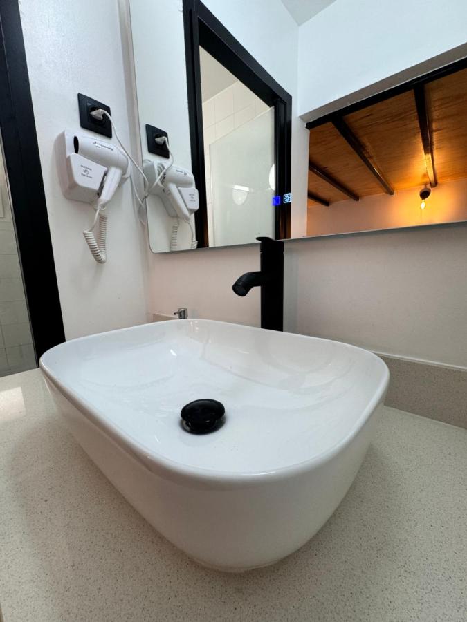 Apart con terraza en Florida E2 - B&B L'Hospitalet de Llobregat