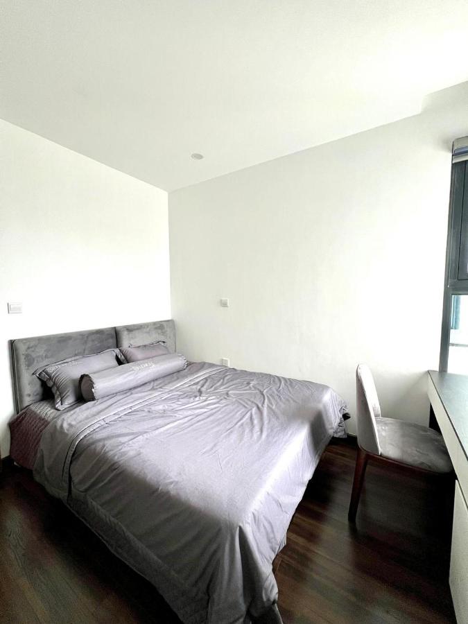 Appartement met 2 Slaapkamers en Uitzicht op Stad