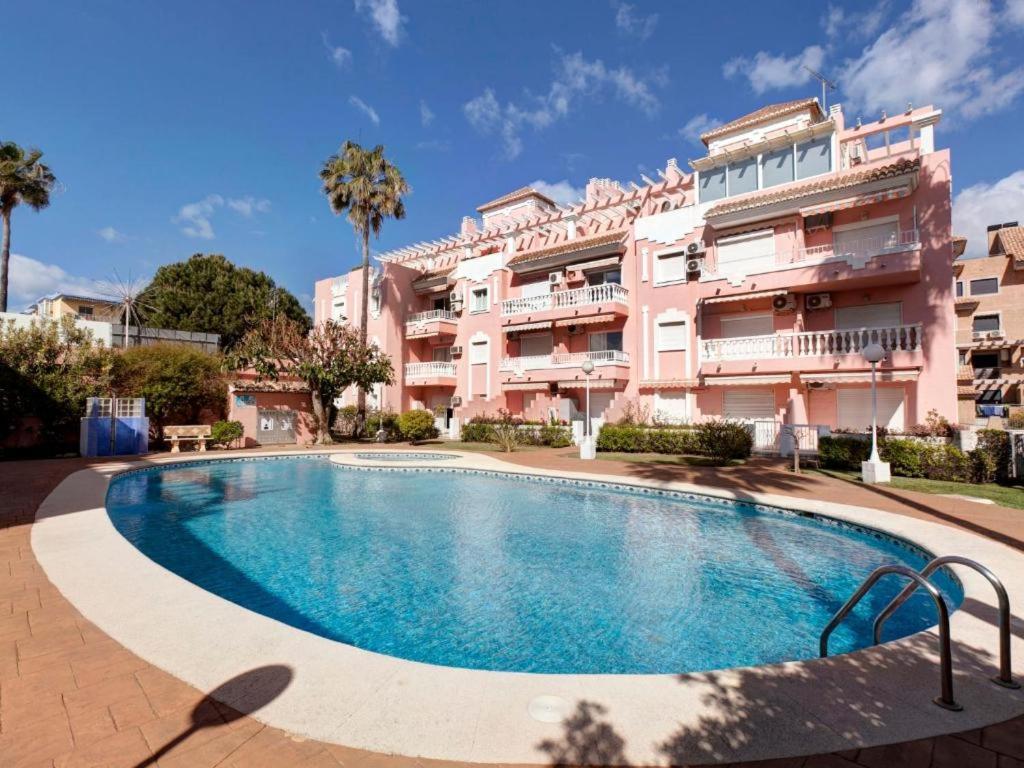 Los Jazmines con piscina a un paso del mar by costablancarent - B&B Denia