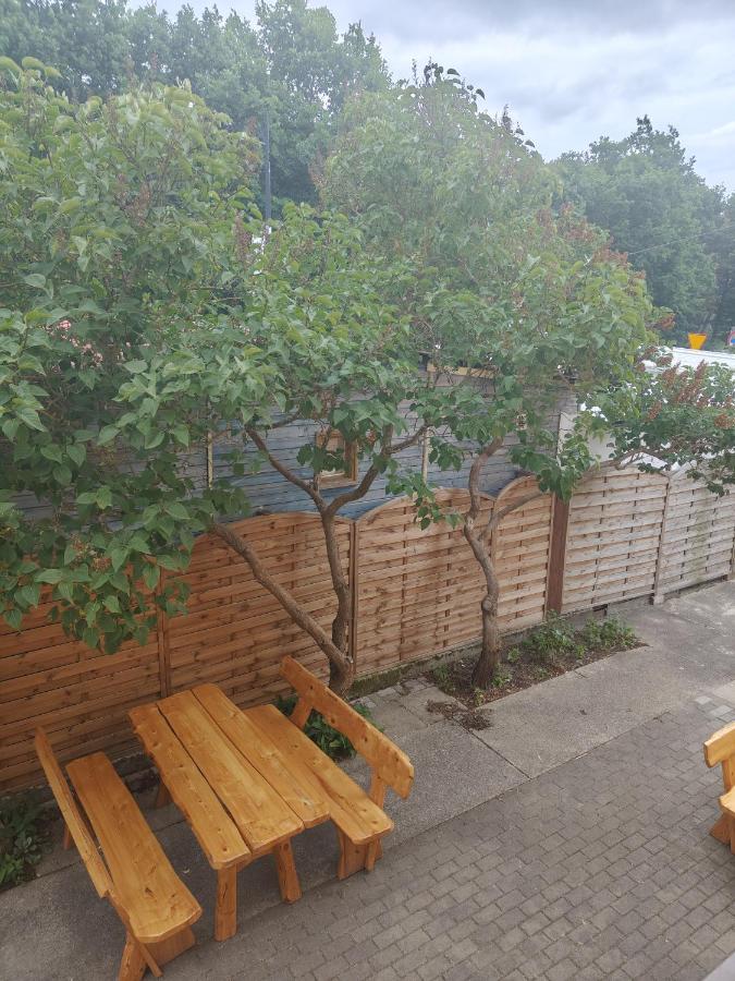 Pokoje Przy Lesie - Bed and Breakfast Karwia