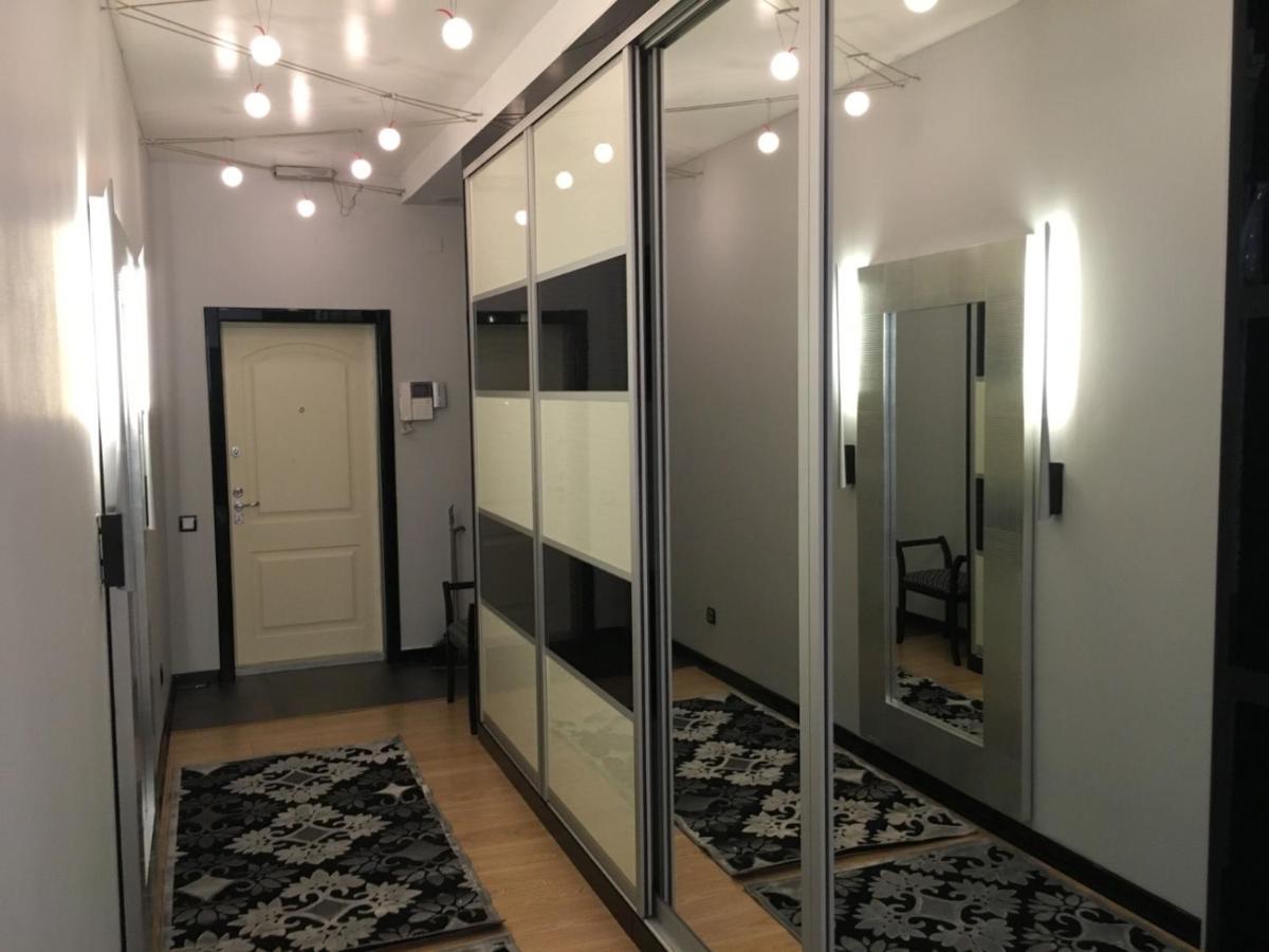 Nurly Tau 3-bedroom with Views - B&B Almaty