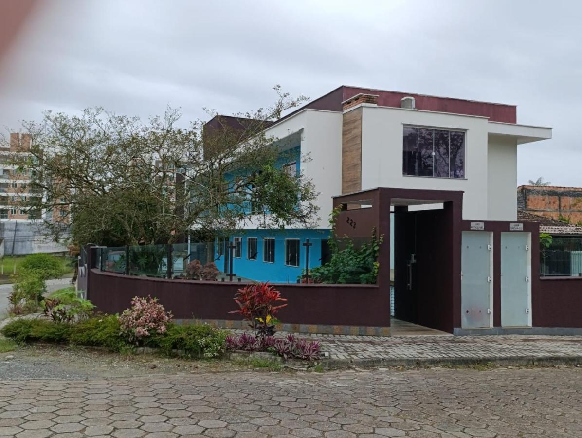 Residencial Luce Del Sole - Apto Nº 2 - B&B