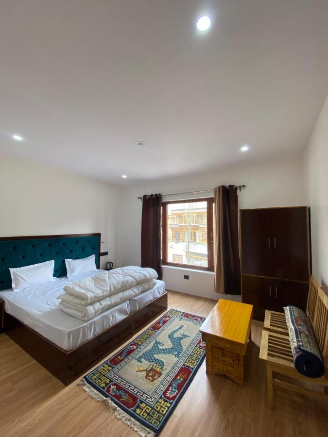 Dolker Homestay - B&B