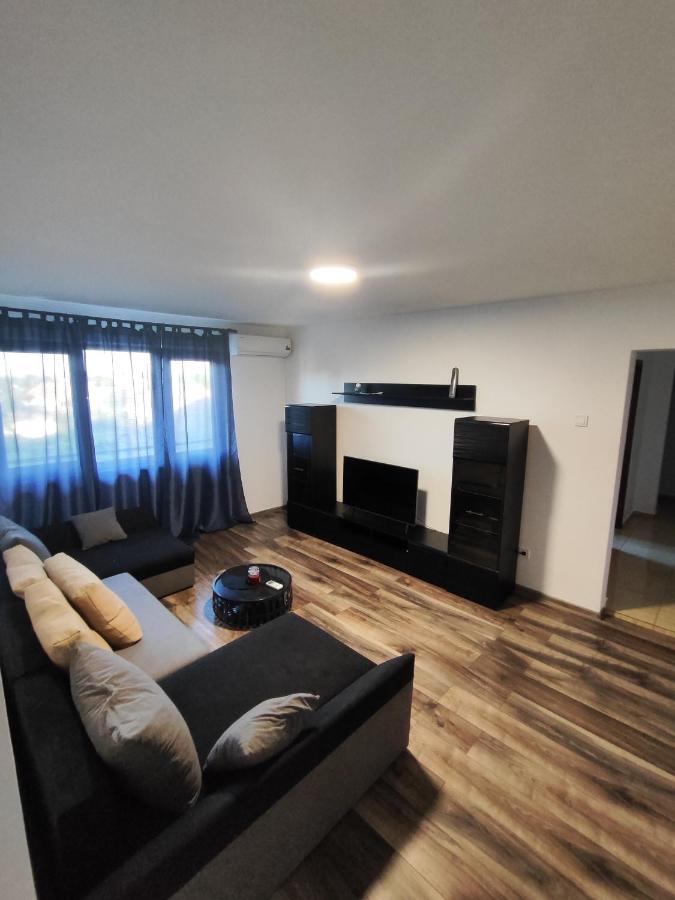 Apartament Luna - Ferienwohnung Jurilovca