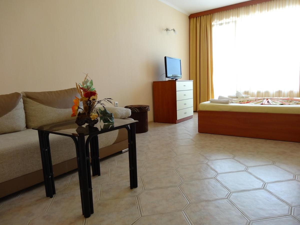 Monolocale con Terrazza