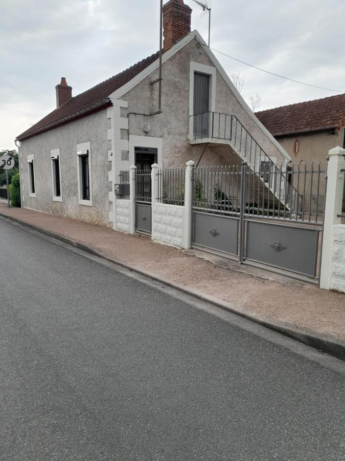 Maison proche le PAL 4kms - B&B