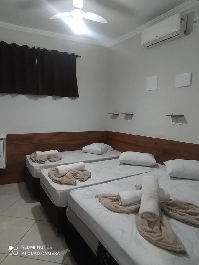 Chambre Familiale avec Salle de Bains Privative
