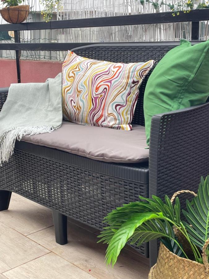 Karalis city flower - B&B