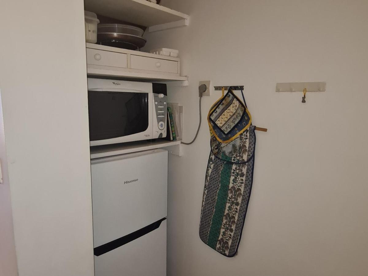 Appartement avec mezzanine et piscine, animaux acceptés, parking privé à Sainte-Maxime - Chambres d'hôtes Sainte-Maxime