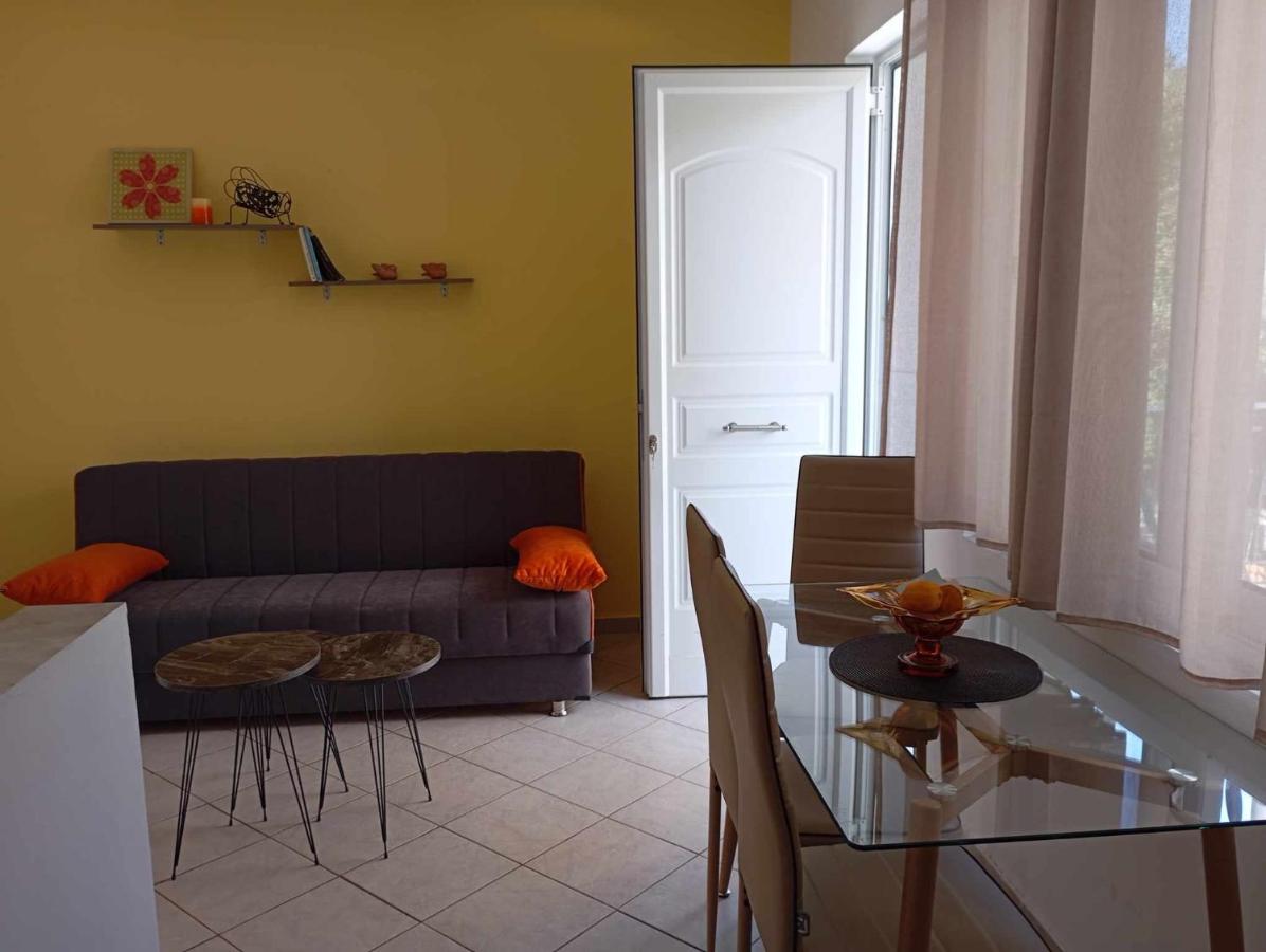 Standard Twin Room with Sofa