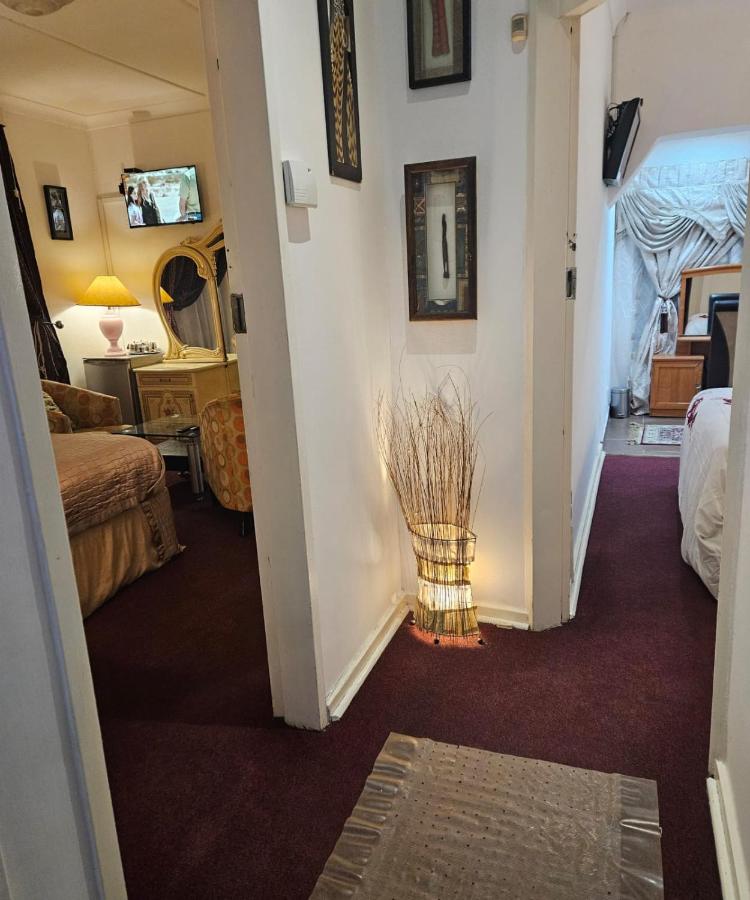 King Suite with Spa Bath