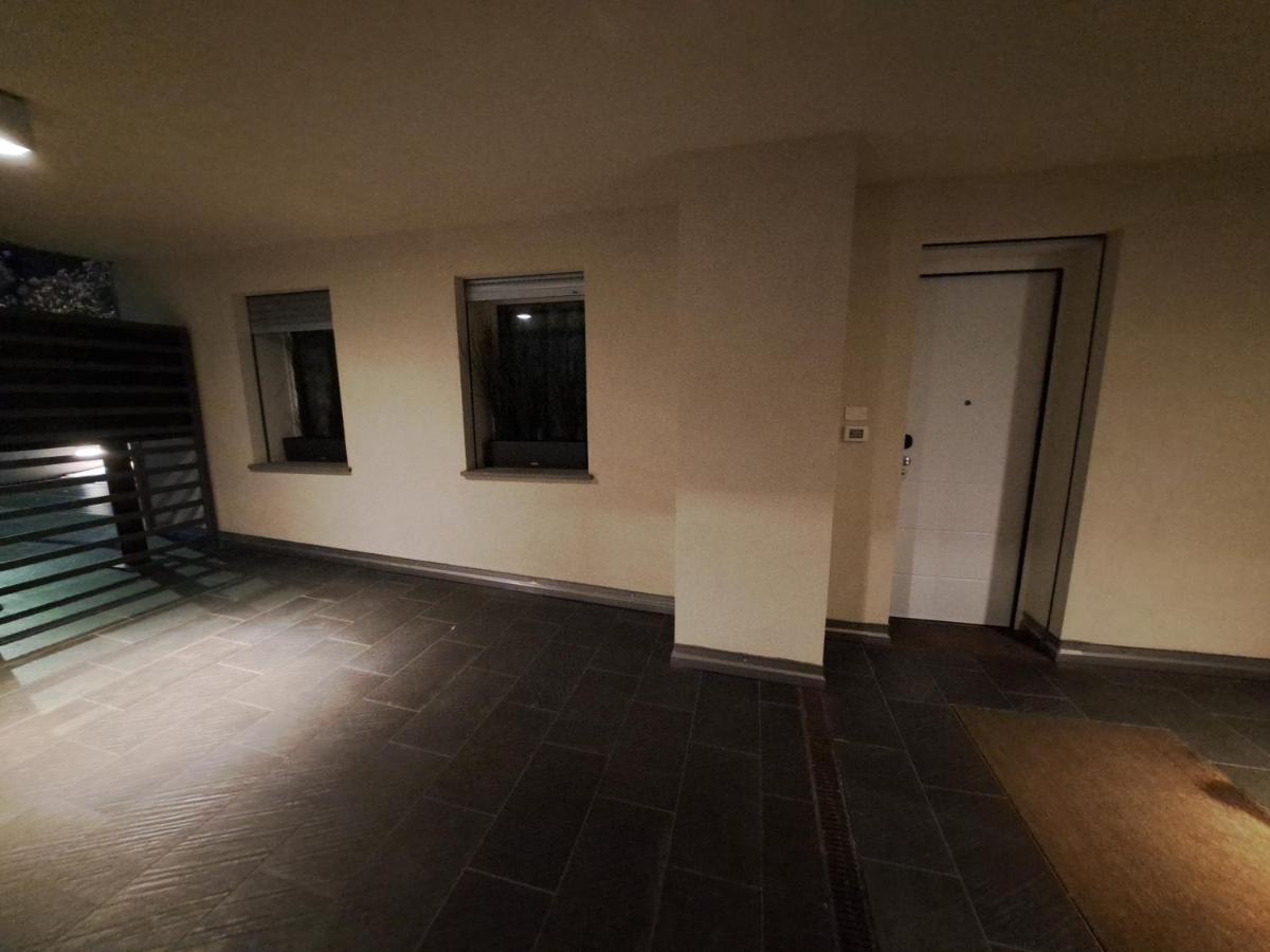 White Roses- free park Mazzini Sant'orsola - B&B Bologna