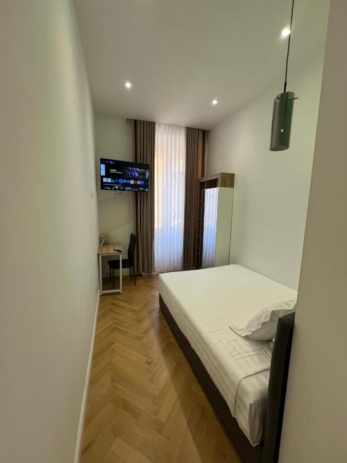 Eenpersoonskamer met Badkamer