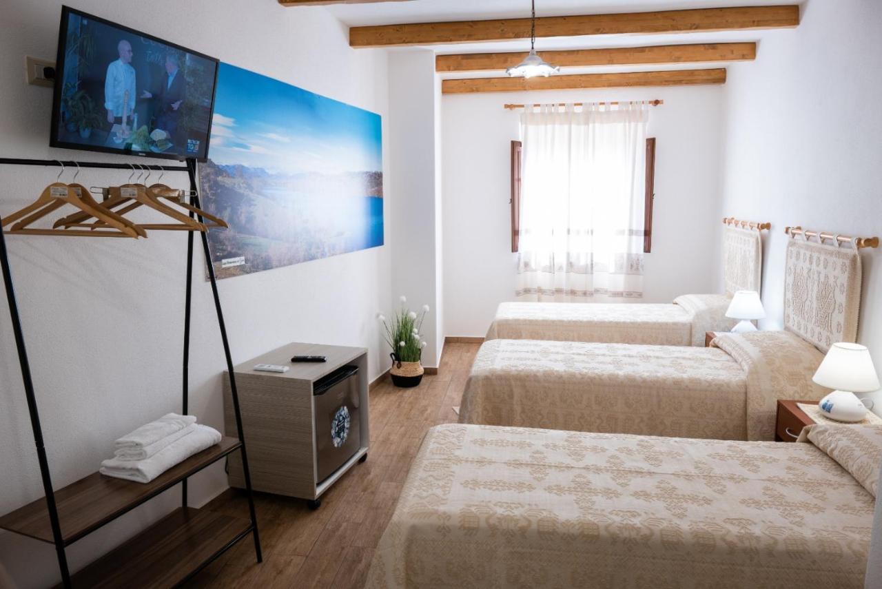 Triple Room with Private Bathroom
