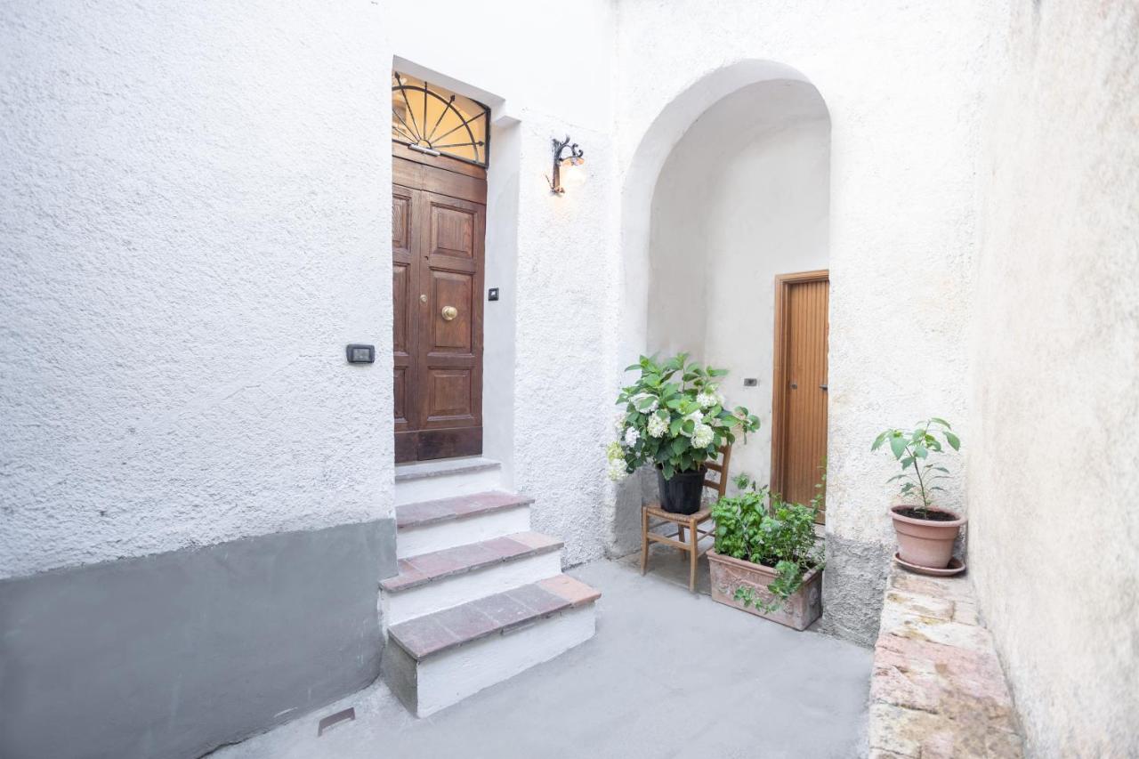 Garibaldi 149 - Wide two bedrooms flat - ItalyWeGo - B&B