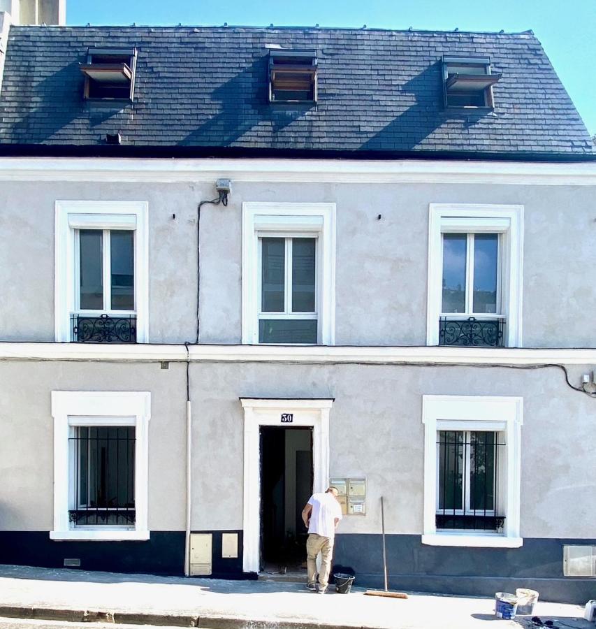 Disneyland et PARIS F2 a Thorigny tout Confort - Bed and Breakfast