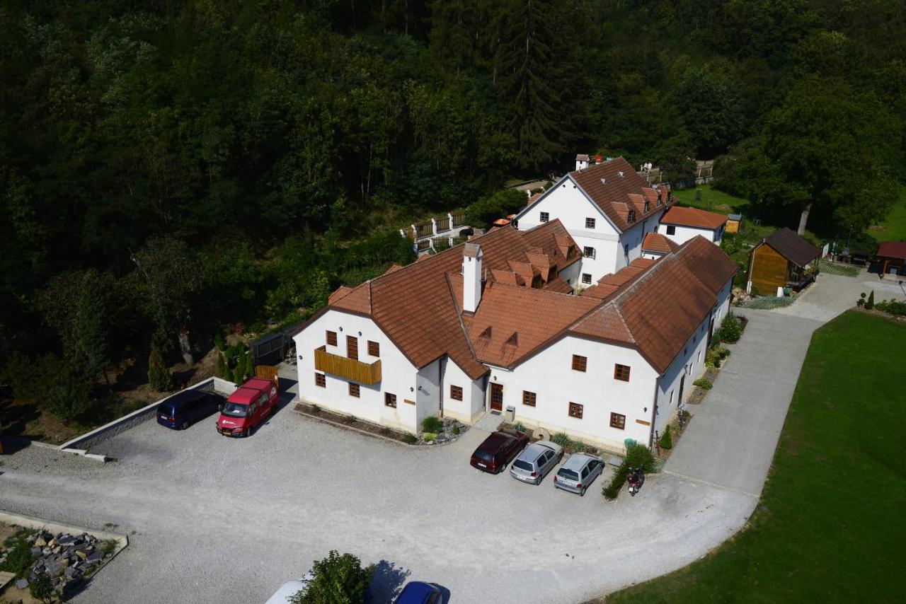 B&B Brünn - Pension Kadlcuv Mlyn - Bed and Breakfast Brünn