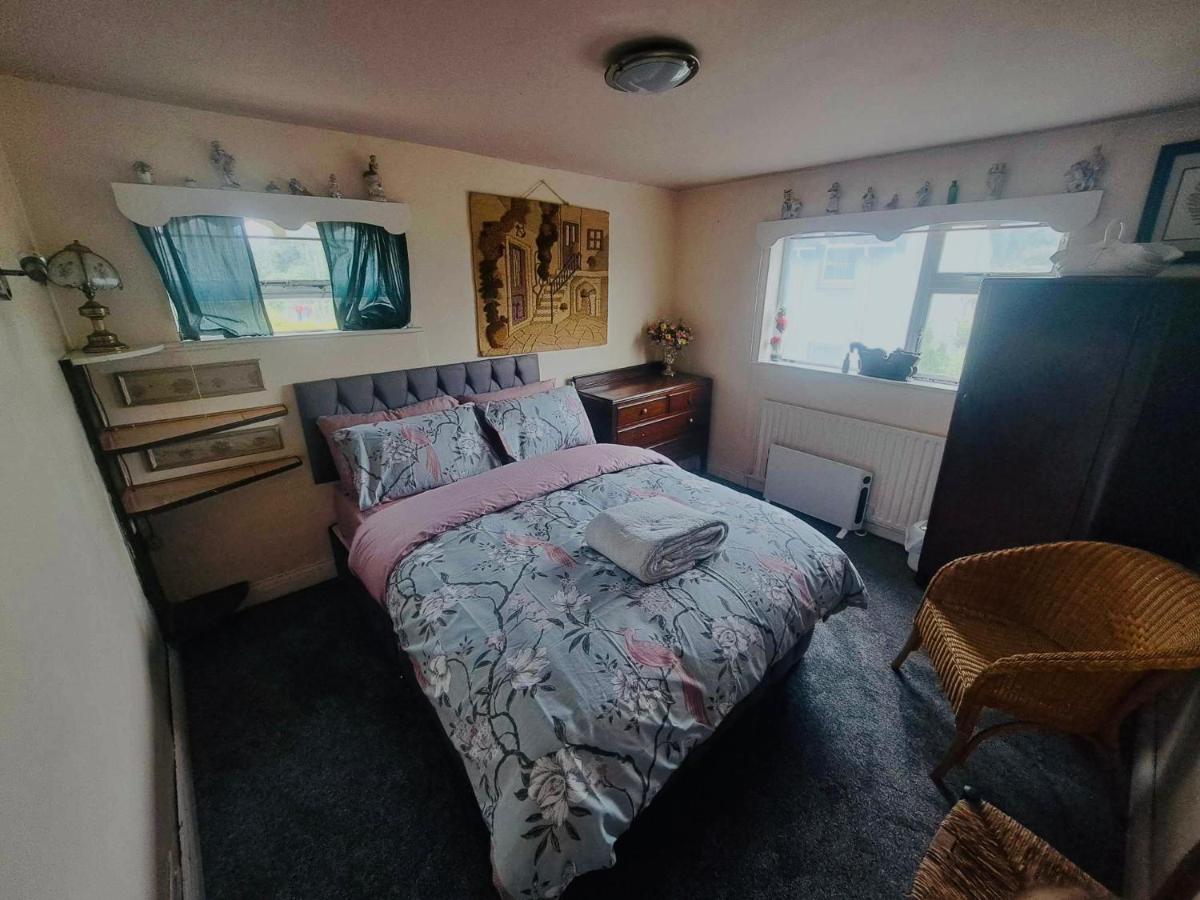 Doppelzimmer mit Gemeinschaftsbad