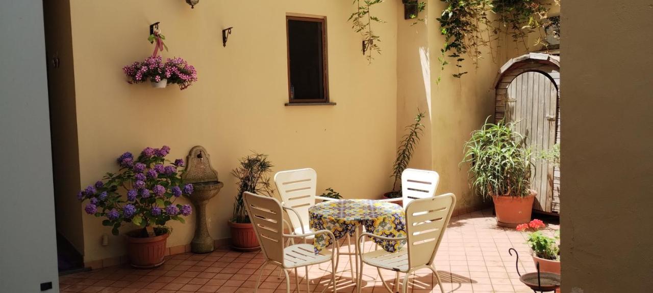 Villa Pina - B&B