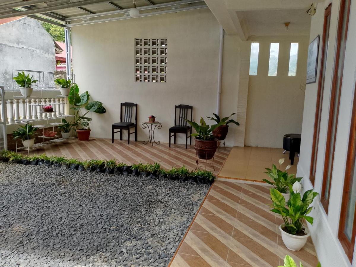 Firza Maqita Homestay Syariah - B&B
