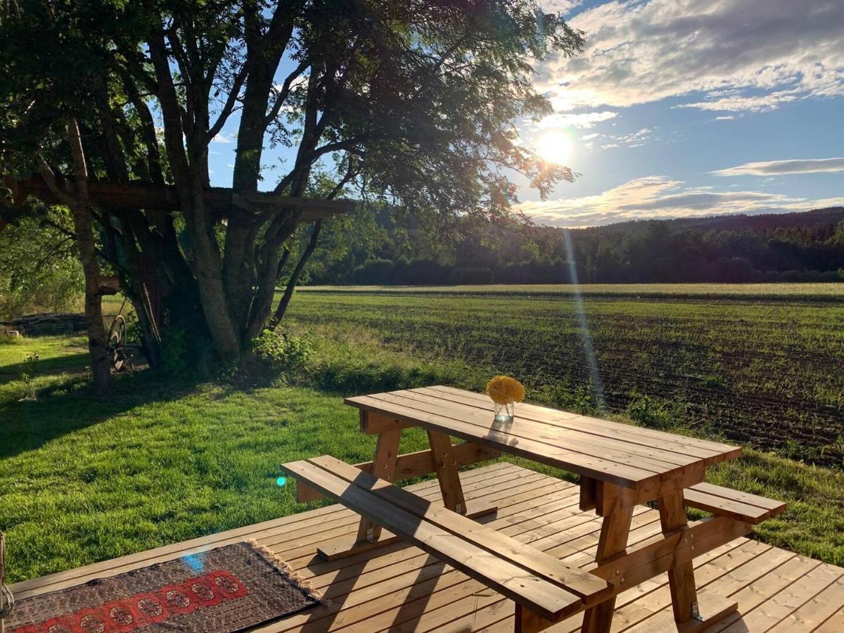 Guesthouse Swedish Escape - B&B Ekshärad