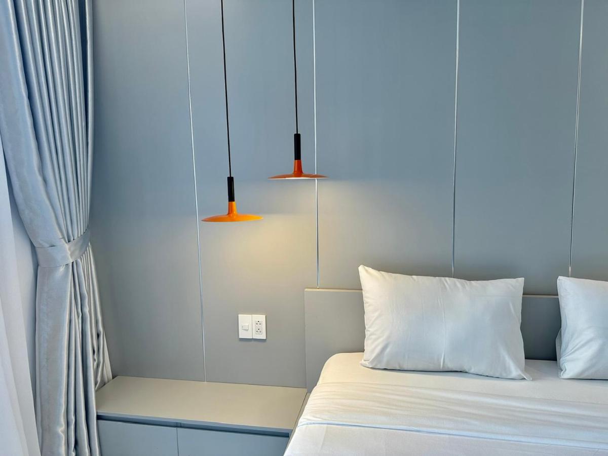 Two-Bedroom Deluxe Apartment with Garden View