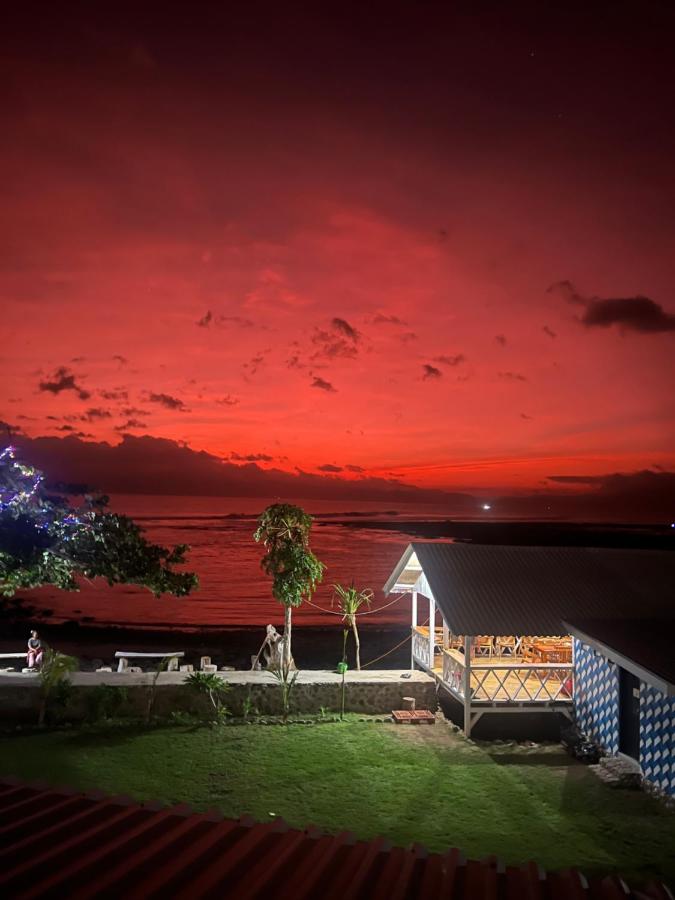 Cobblestone Surf House - B&B Huu