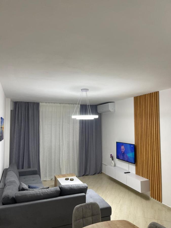 Relaxing and spacious apartment - Ferienwohnung Saranda