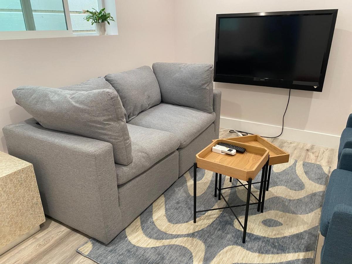 Charming 3BR 1BA Apt in Mission - B&B