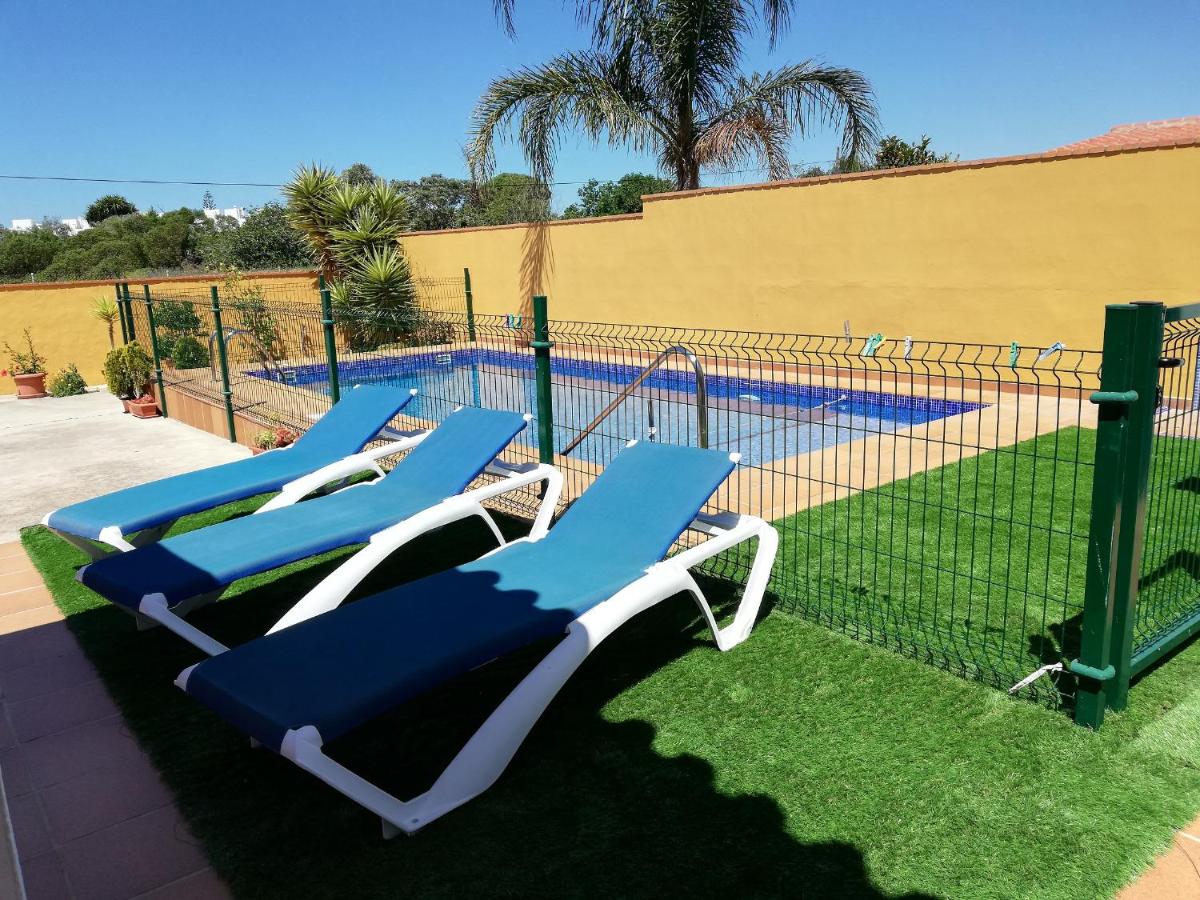 Chalet Casa Paqui solo familias o parejas - B&B Conil de la Frontera