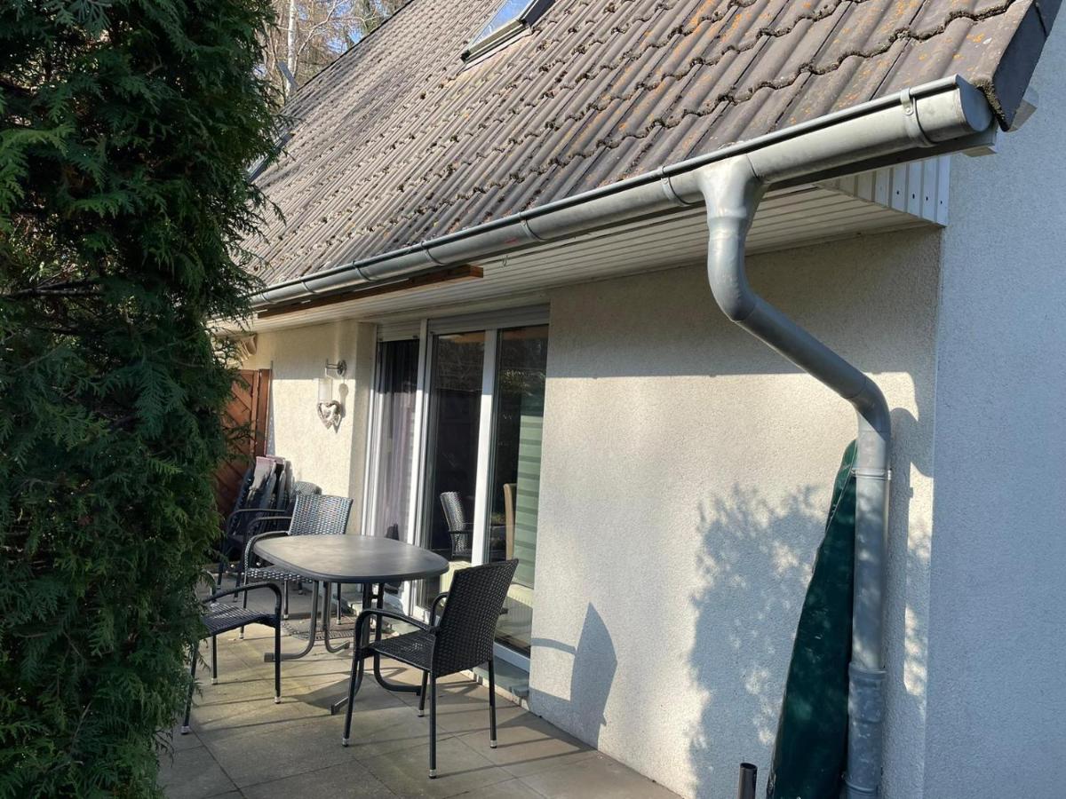 Haus Kranich -direkt am See Natur pur- - B&B