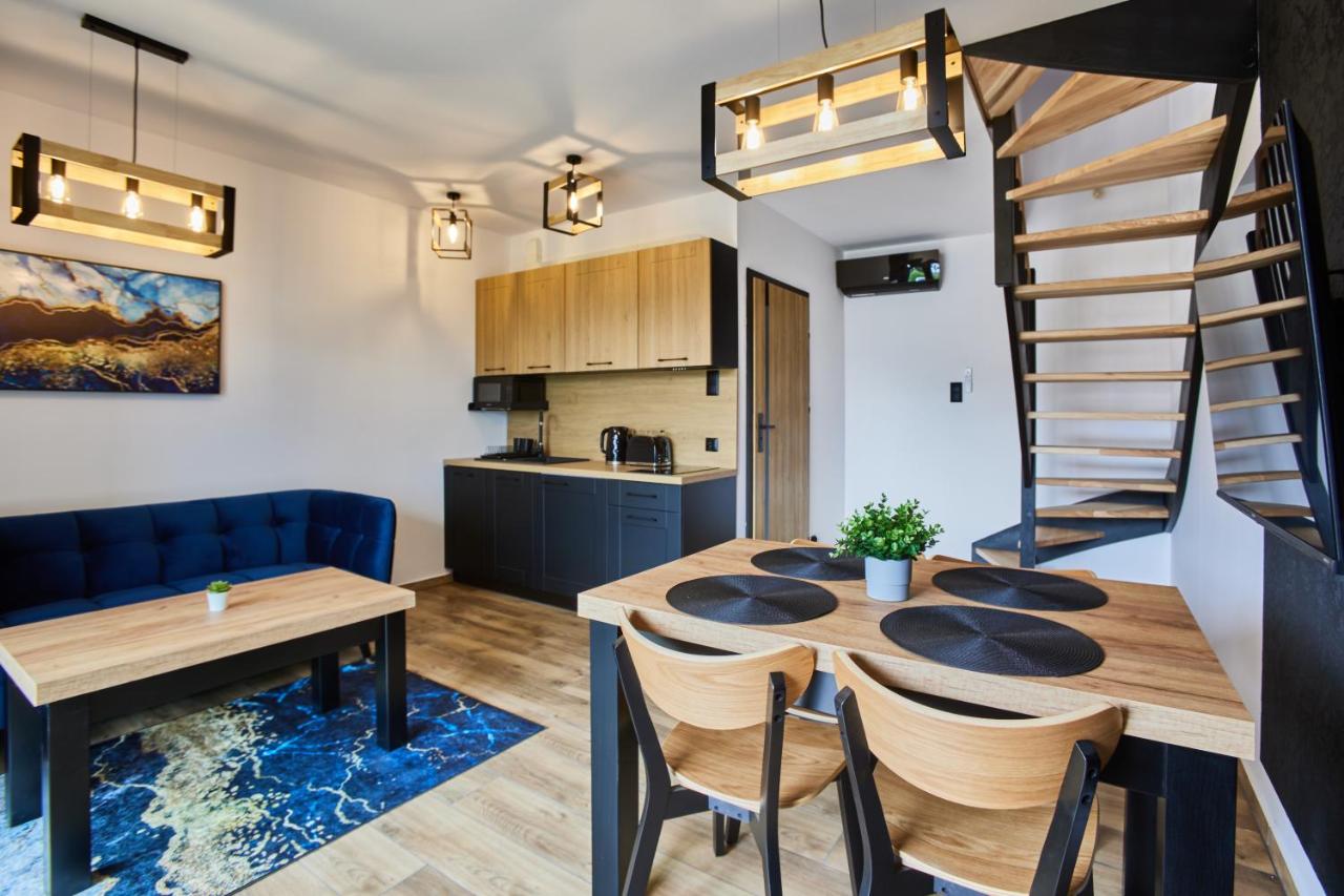 Aparthouse Cliff by Orka 150 m beach and sea - B&B Trzęsacz