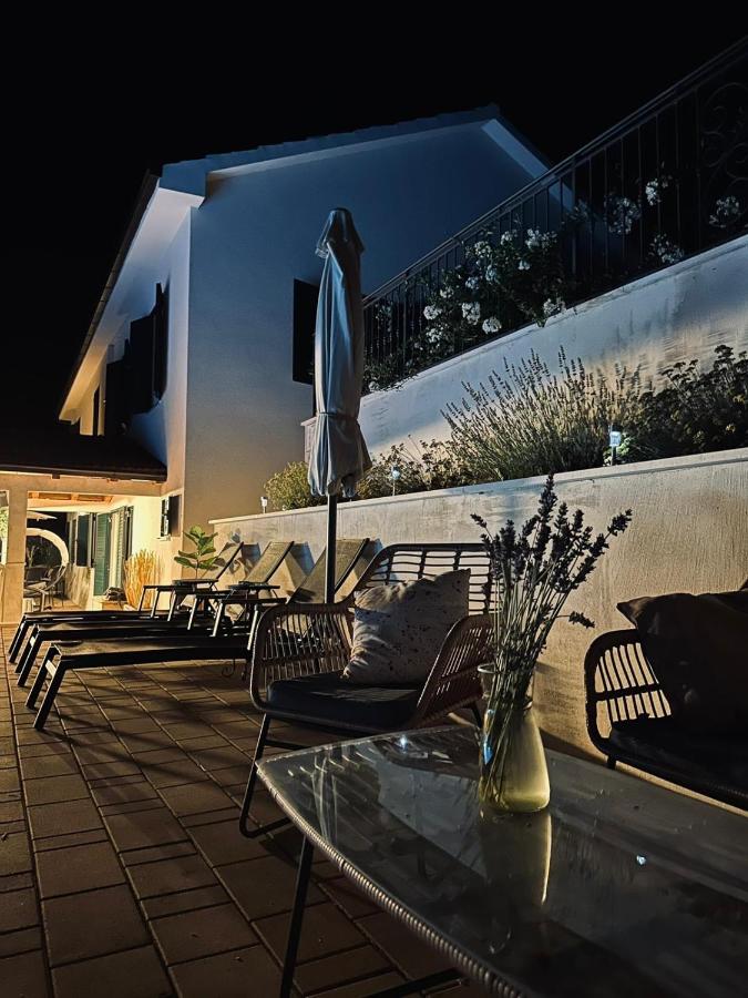 Holiday Home Calma - B&B Imotski