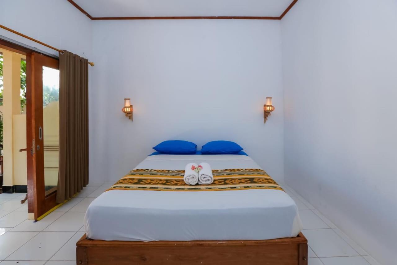 Radika House - Bed and Breakfast