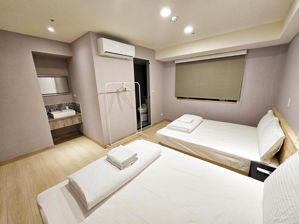 Five-Bedroom Apartment