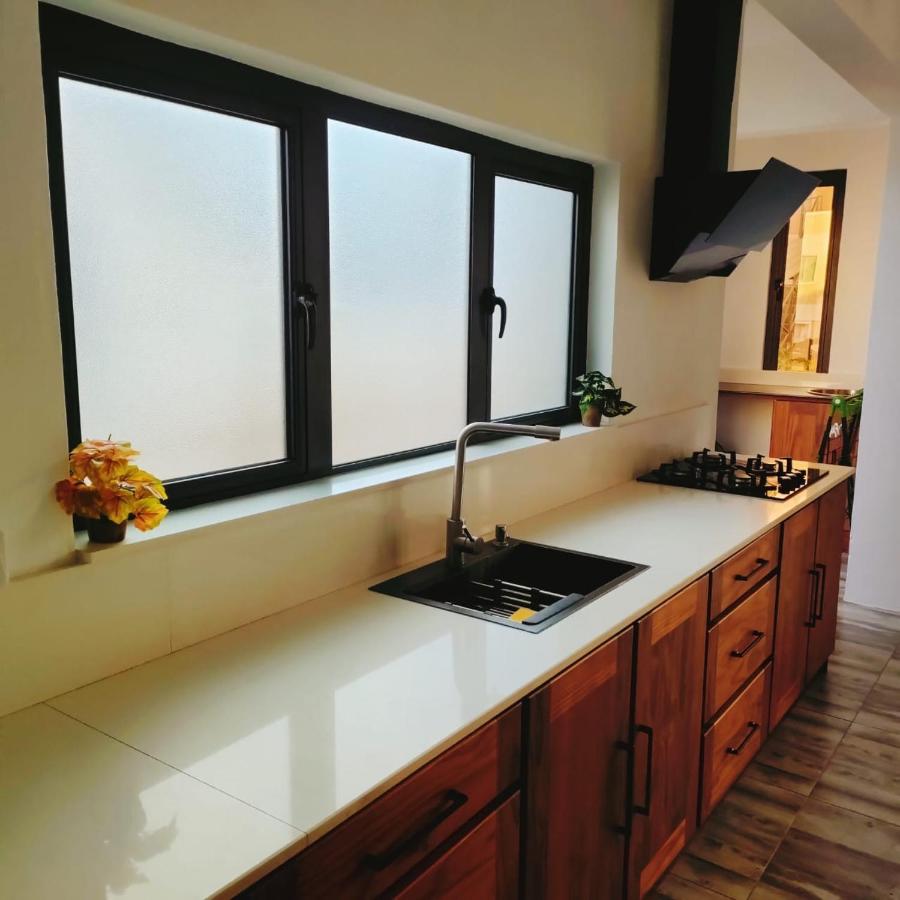 Cozy 8 min Walk Beach Apartment - B&B